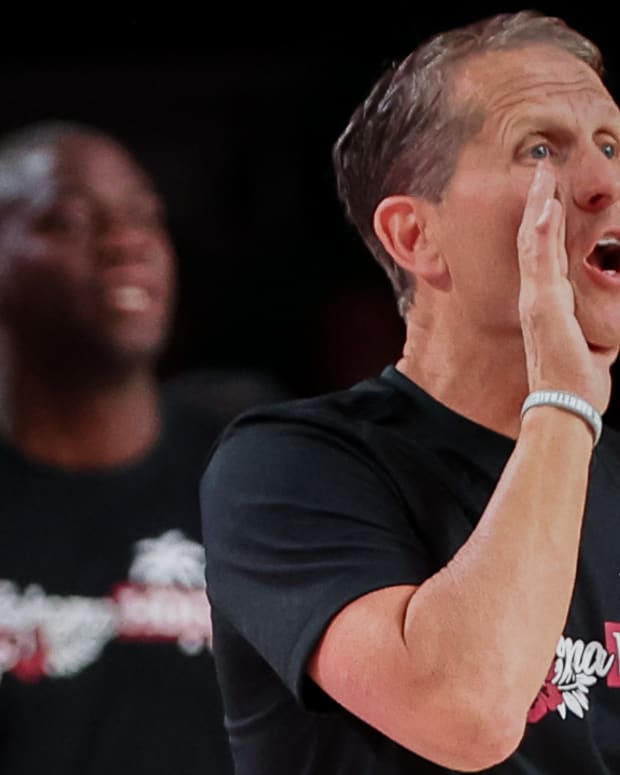 Razorbacks Eric Musselman against Stanford in the Battle 4 Atlantis